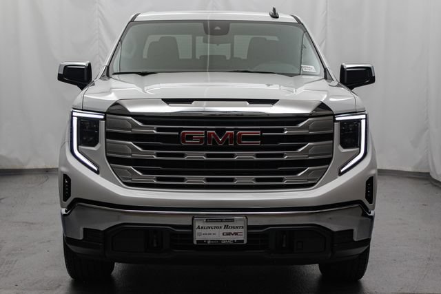 New 2026 Summit White GMC SLE image 3