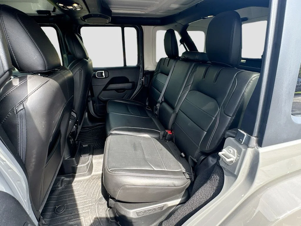 Used 2023 Gray Jeep Sahara 4xe image 27