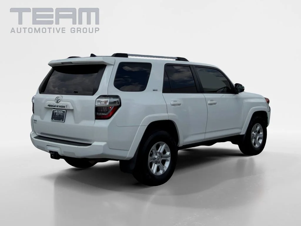 Used 2022 White Toyota SR5 Premium image 7