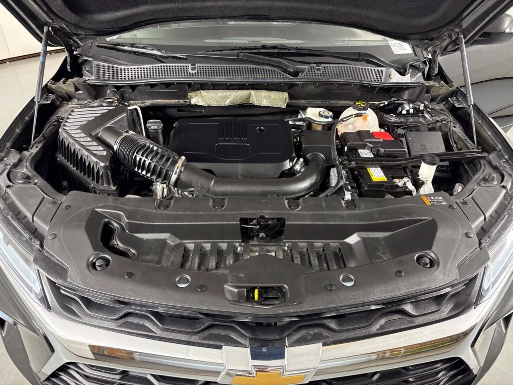Used 2025 Black Chevrolet LT image 39