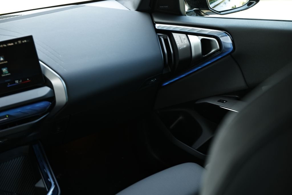 New 2026 Black Sapphire Metallic BMW 30 xDrive image 30