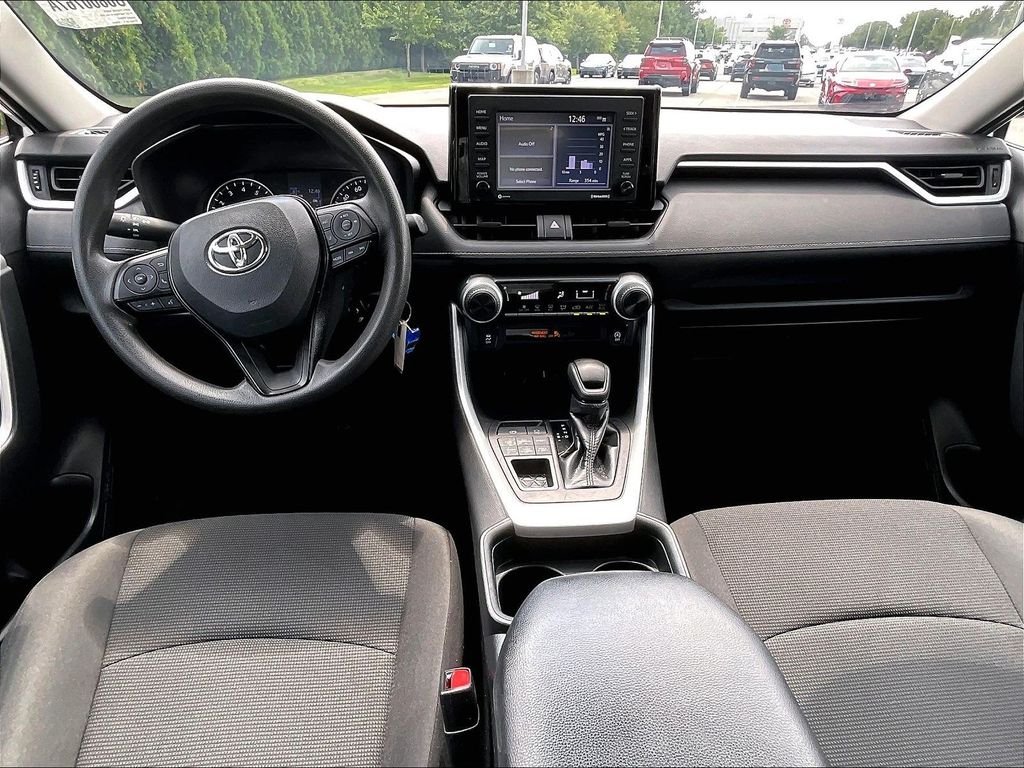 Used 2021 White Toyota LE image 21