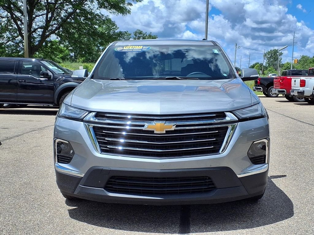 Used 2023 Gray Chevrolet LT image 2