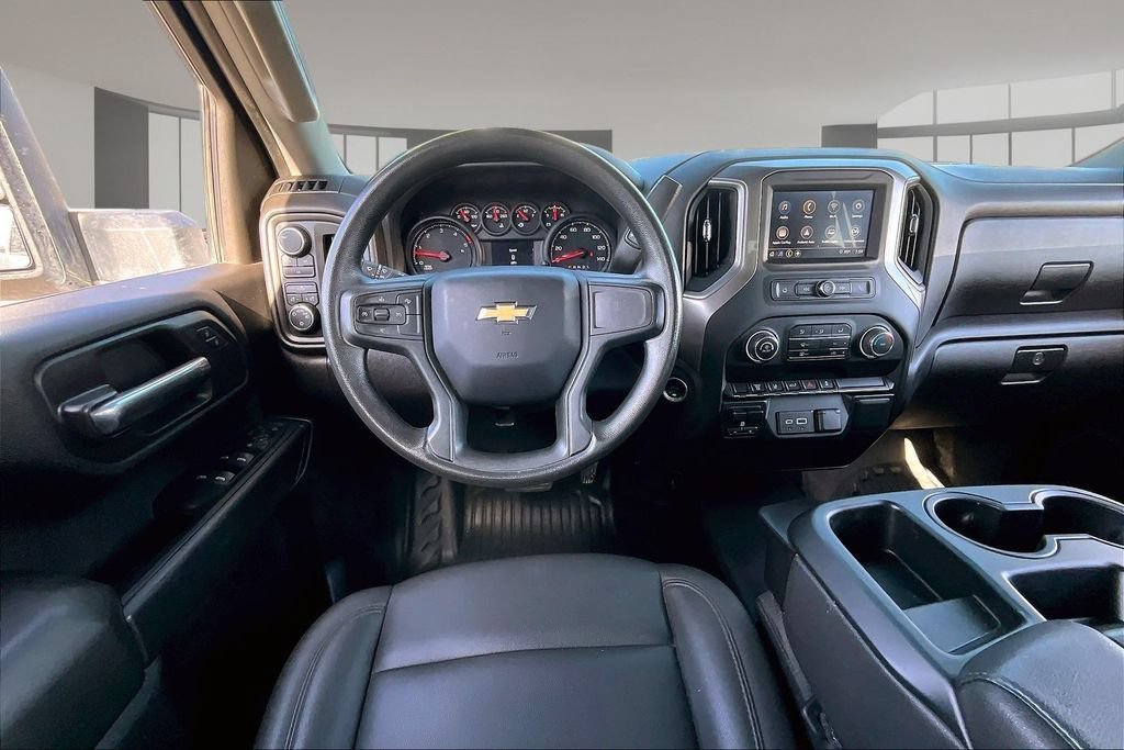 Used 2025 Summit White Chevrolet WT image 5