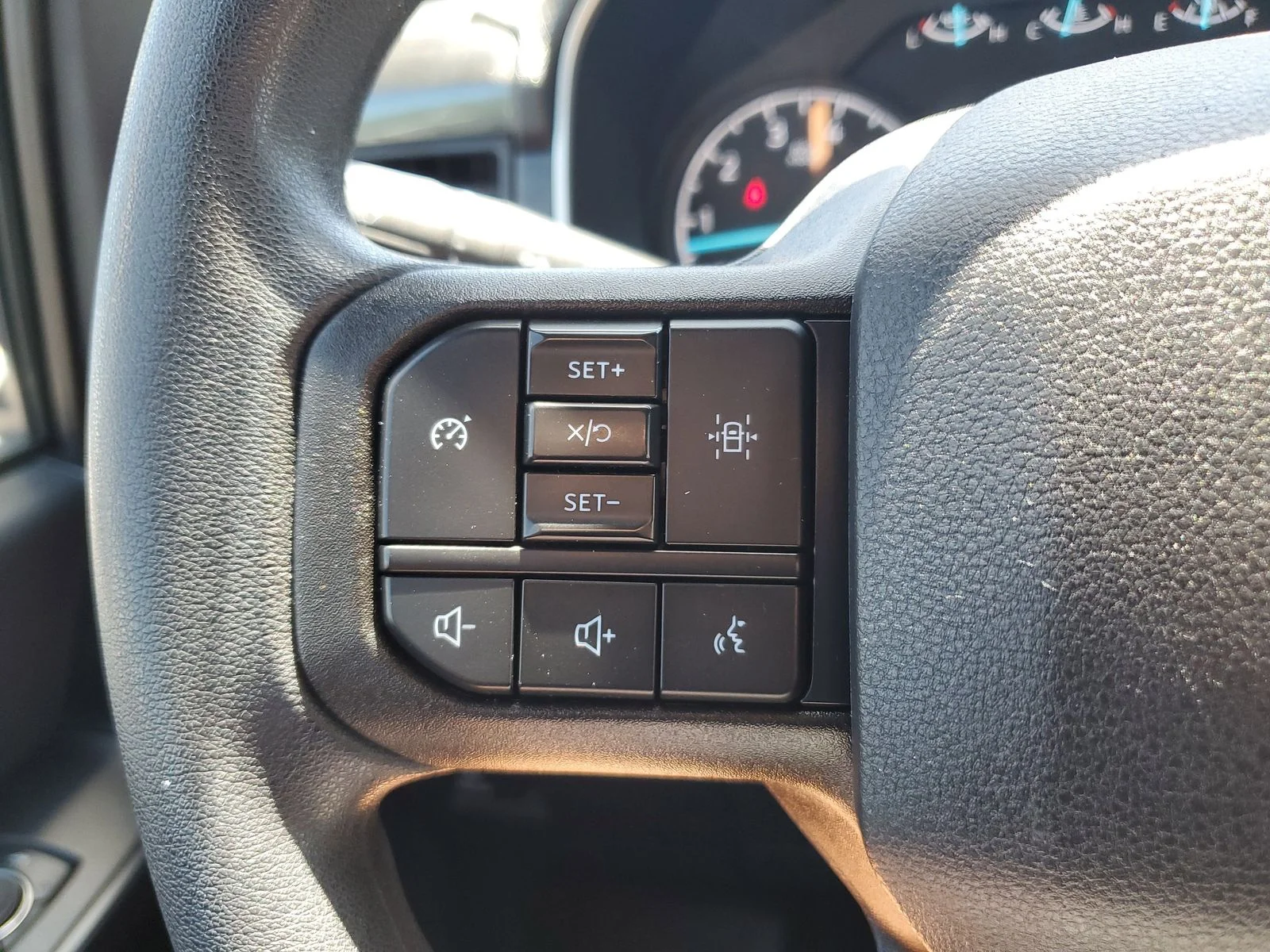Used 2021 Gray Ford XL image 23