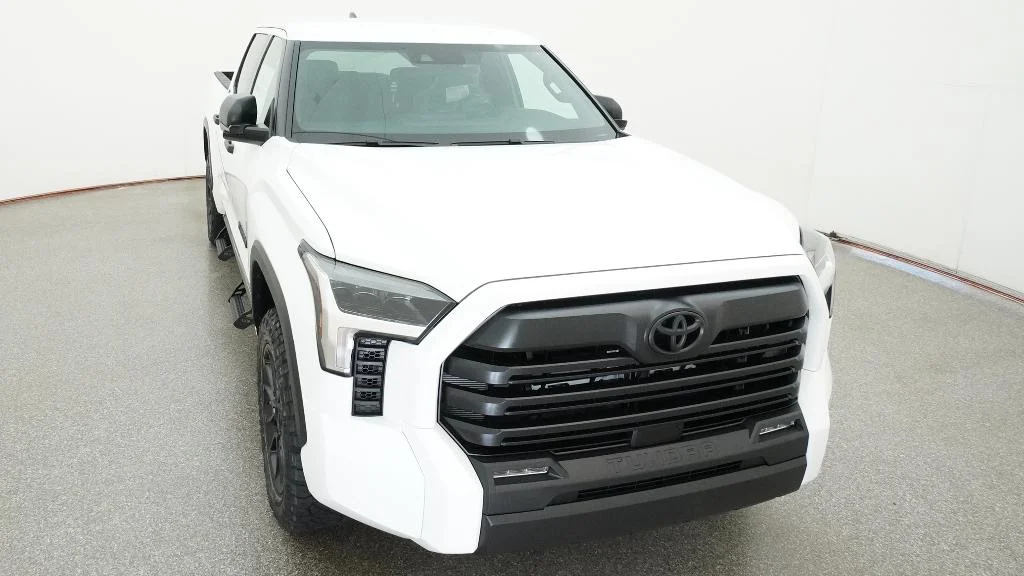 New 2026 Ice Cap Toyota SR5 image 8
