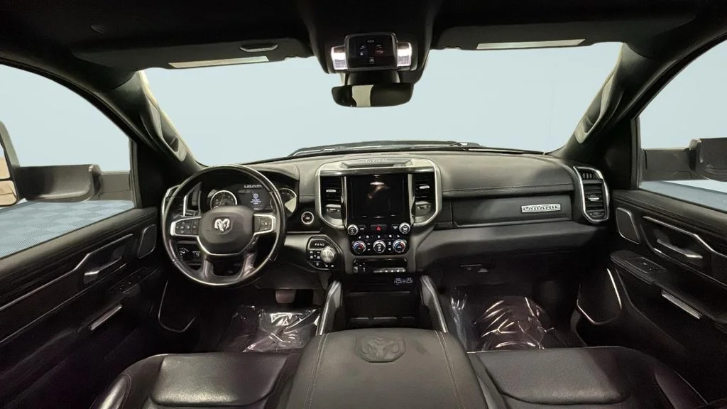 Used 2022 White Ram Laramie image 7