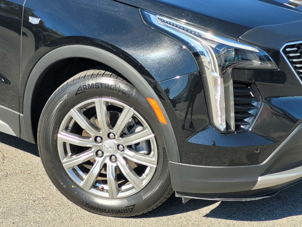 Used 2022 Black Cadillac Premium Luxury image 9
