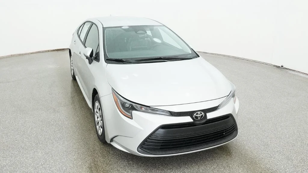 New 2026 Classic Silver Metallic Toyota LE image 6