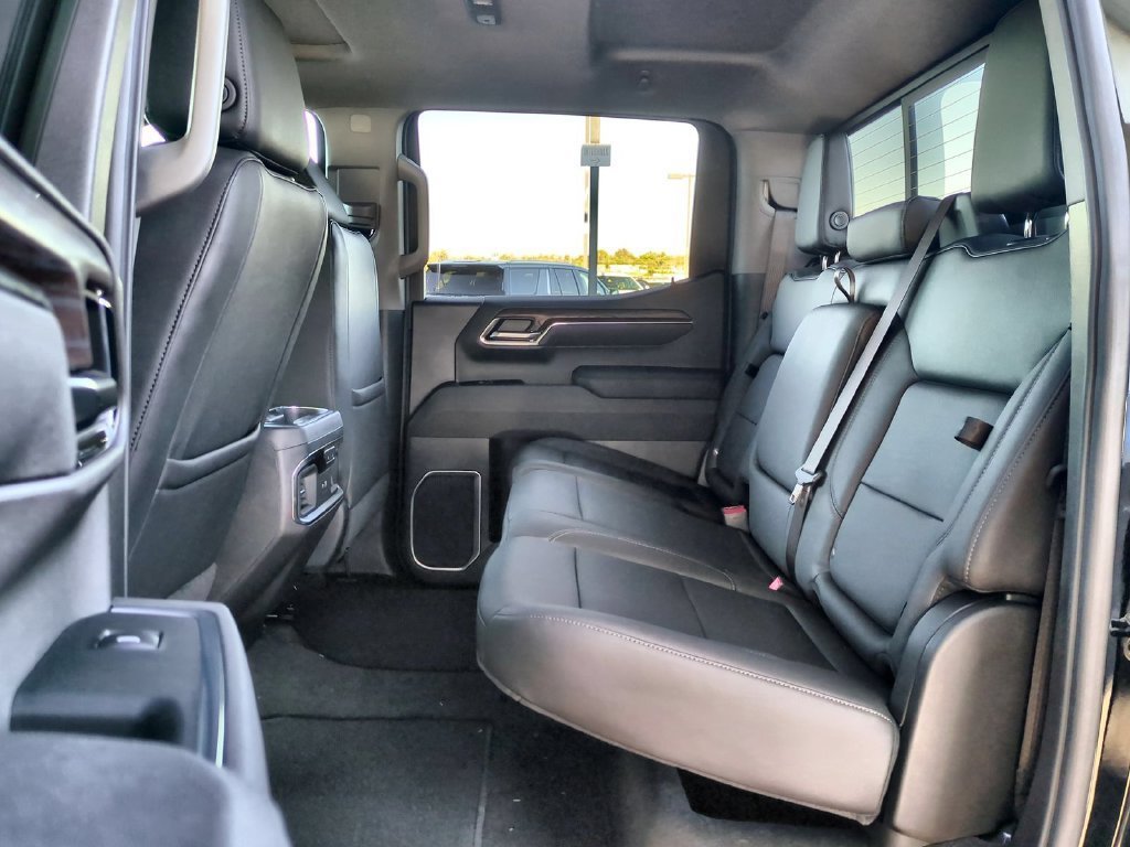 2026 GMC Sierra 1500 SLT - Photo 26