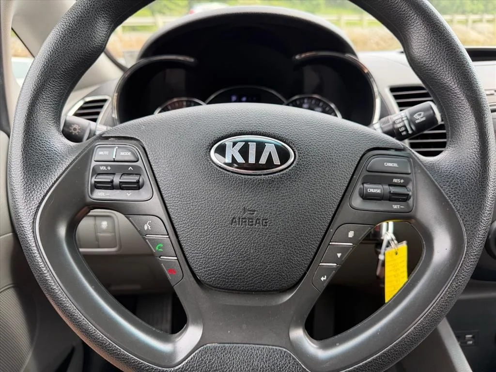Used 2018 Silver Kia LX image 15