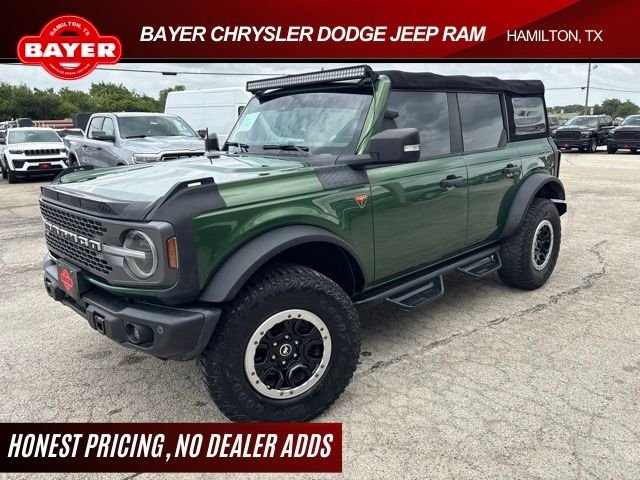 Used 2022 Green Ford Badlands image 1