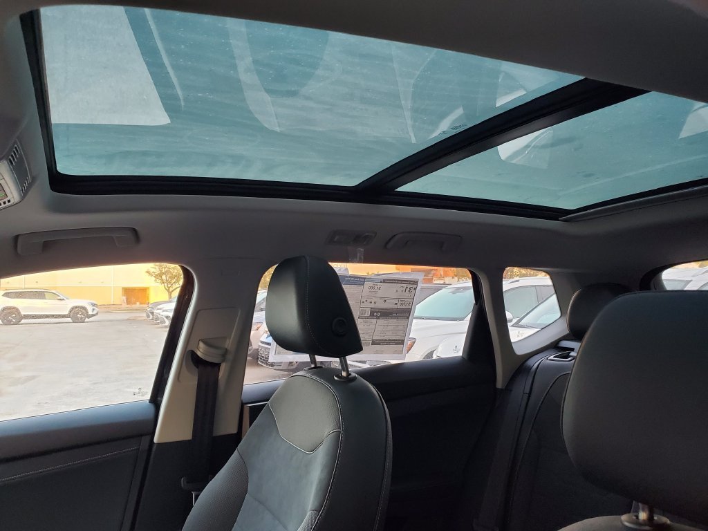 New 2026 Black Volkswagen 1.5T SE Black image 8