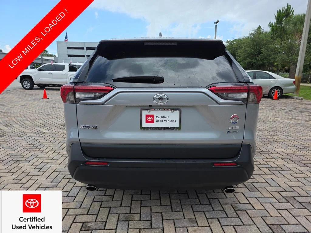 Certified Used 2025 Silver Toyota XLE Premium image 10