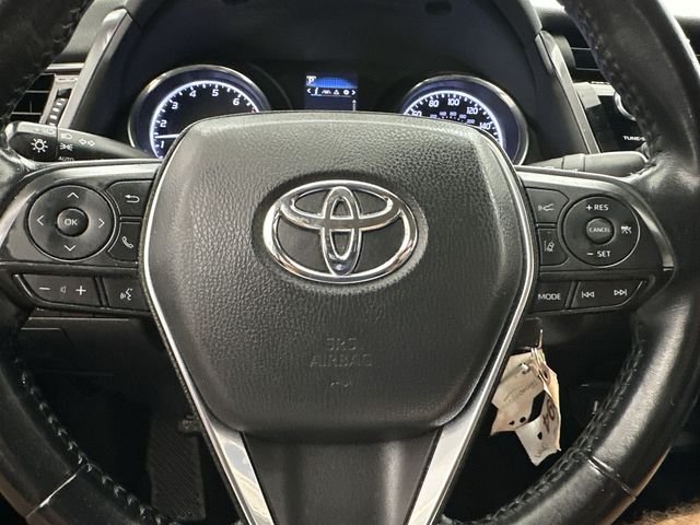 Used 2019 White Toyota SE image 28