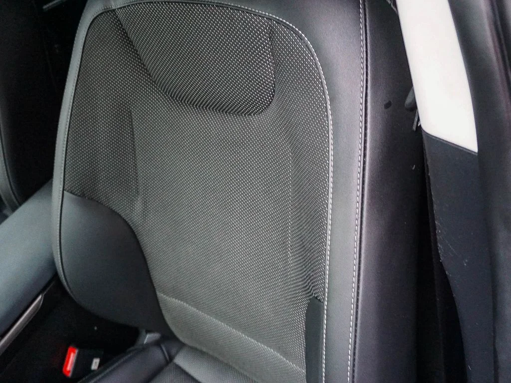 Certified Used 2024 Gray Kia Light image 21