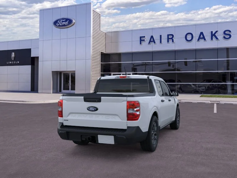 New 2026 Space White Metallic Ford XLT image 8