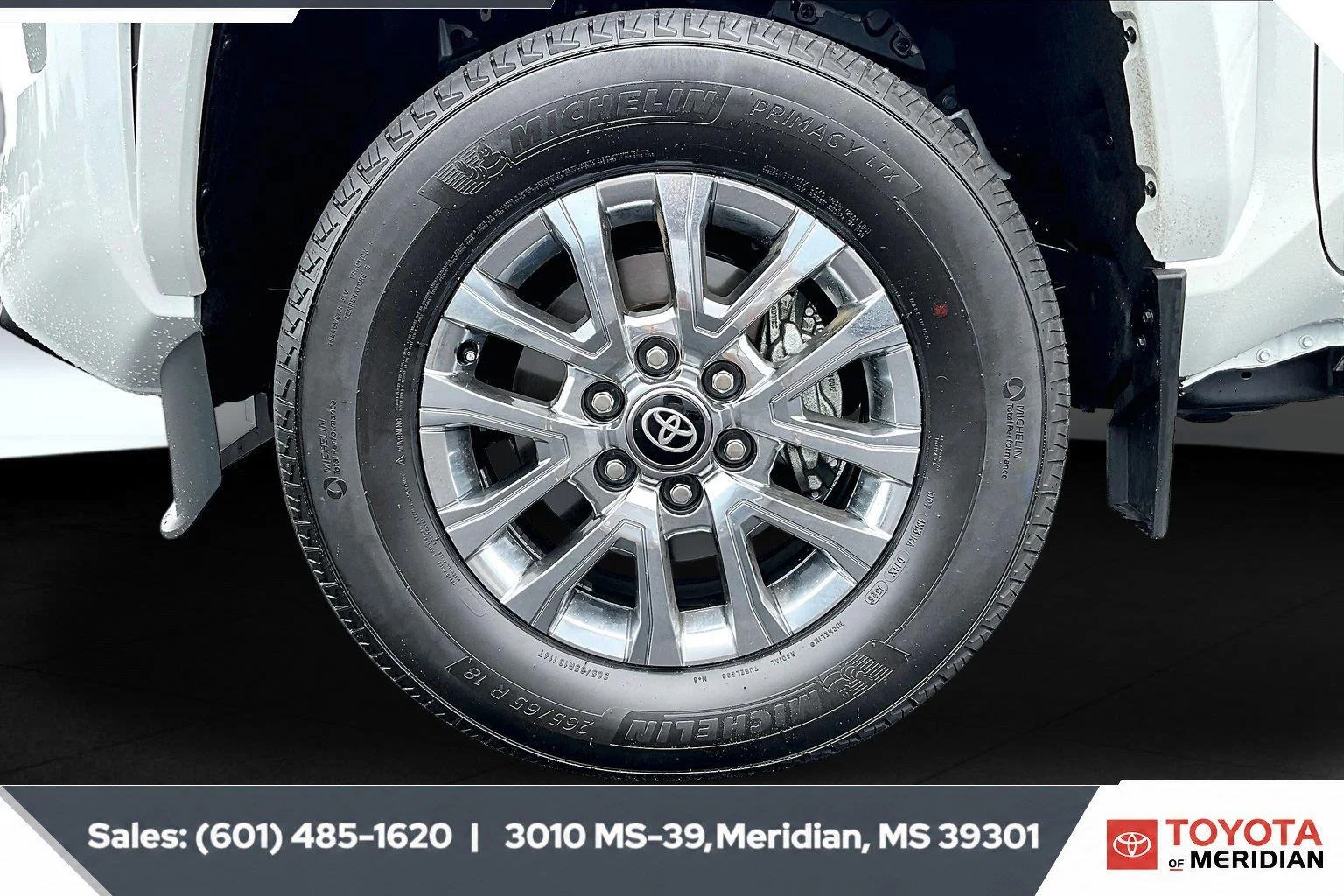 Used 2026 Wind Chill Pearl Toyota Limited HV image 7