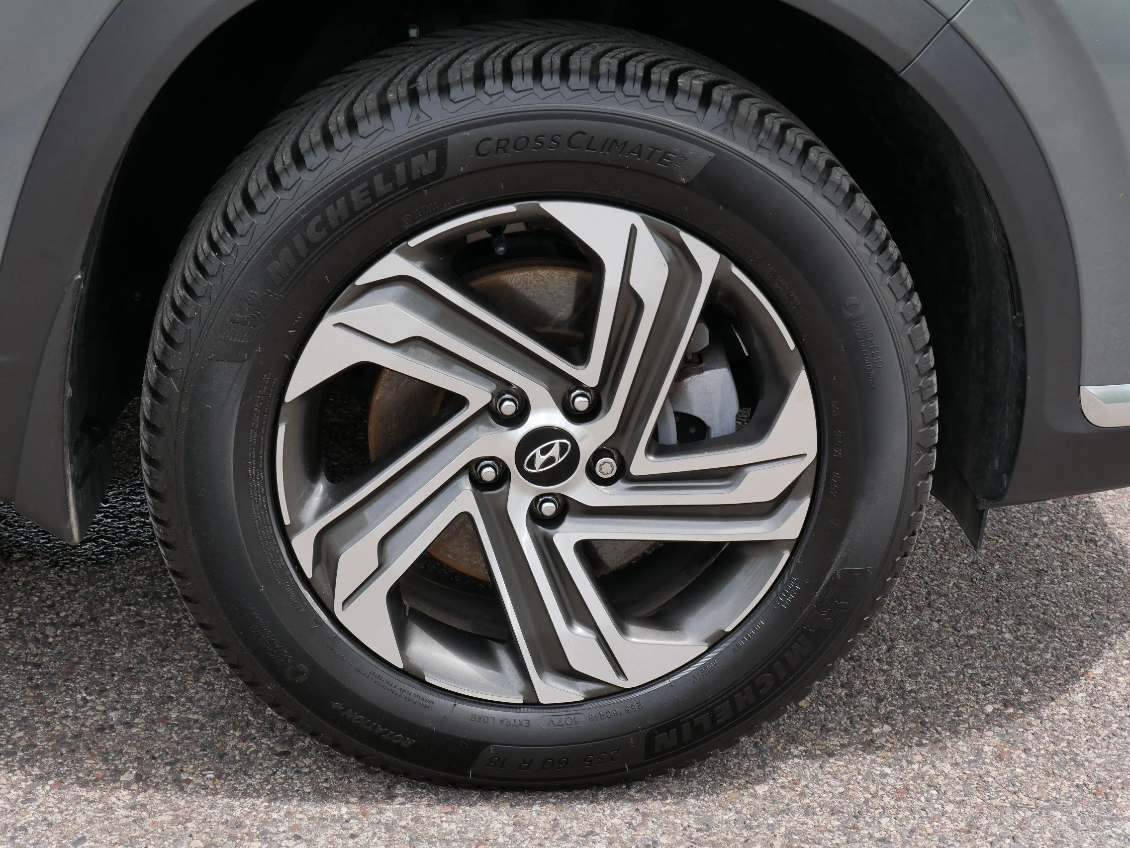 Used 2022 Hampton Gray Hyundai SEL image 15