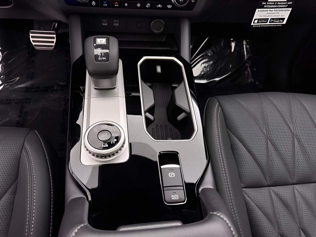 New 2026  Mitsubishi Black Edition image 25