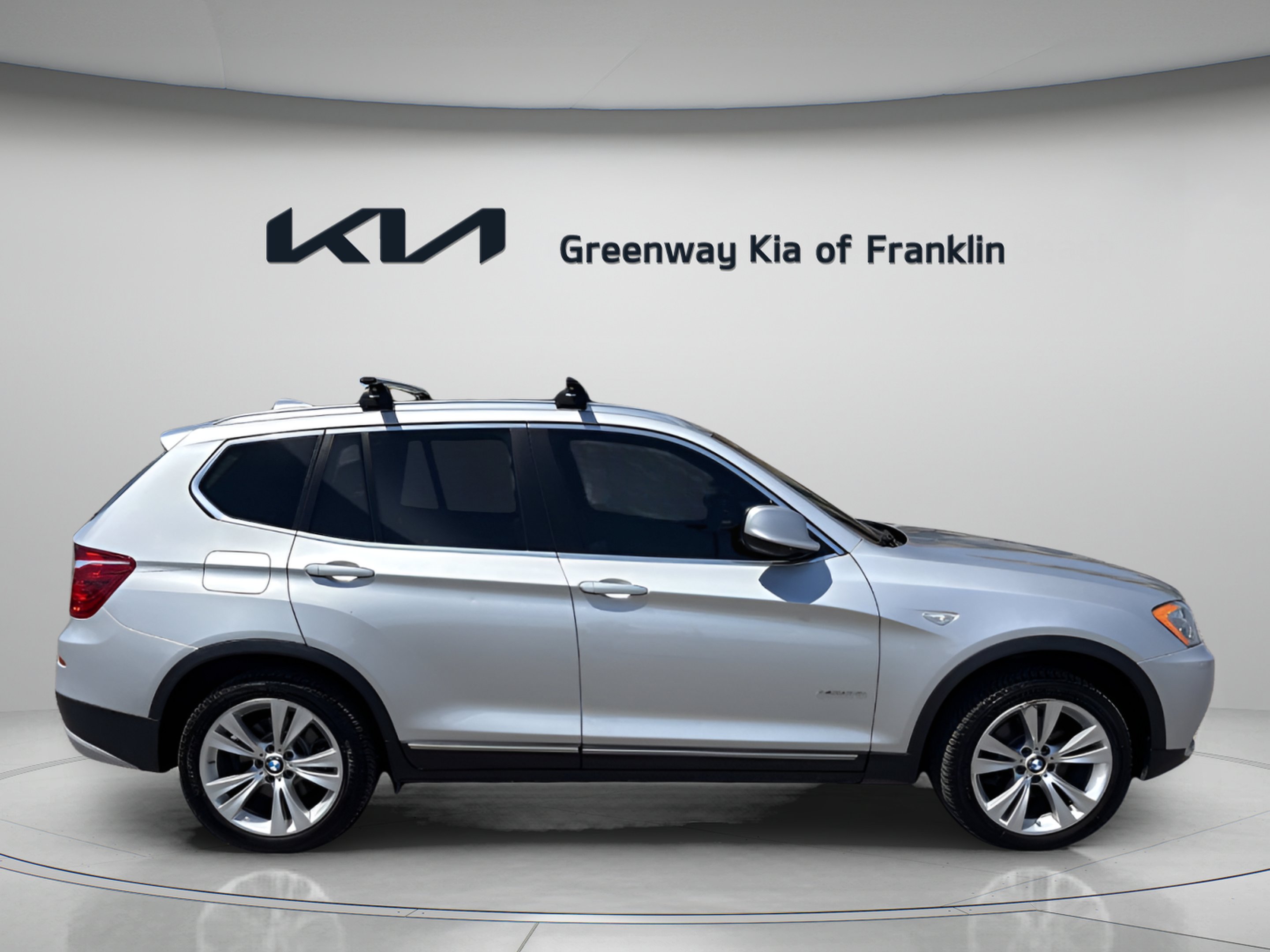 Used 2013 Titanium Silver Metallic BMW xDrive35i image 8