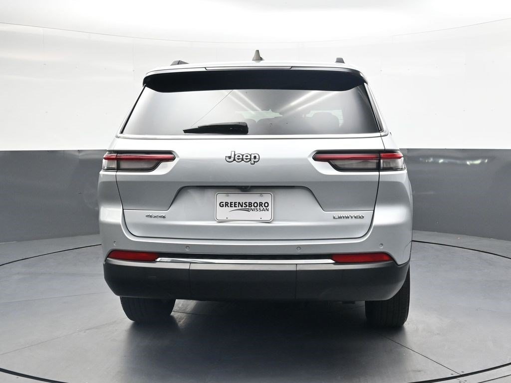 Used 2023 Silver Zynith Jeep Limited image 5