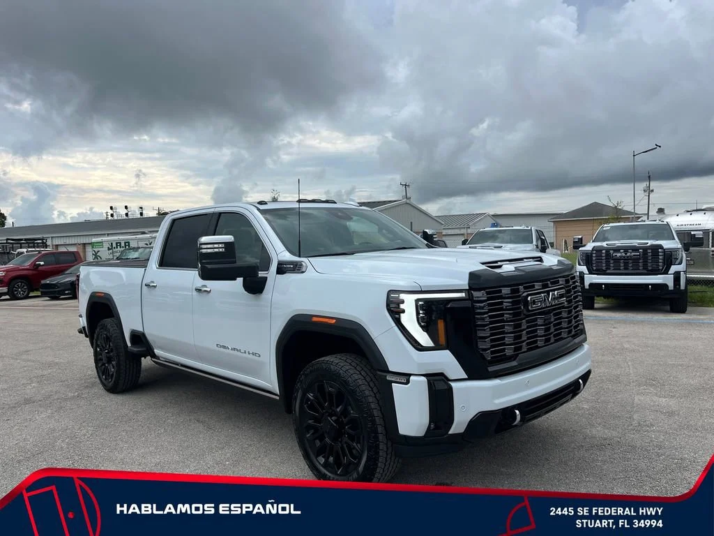 New 2026 Glacier White Tricoat GMC Denali Ultimate image 2