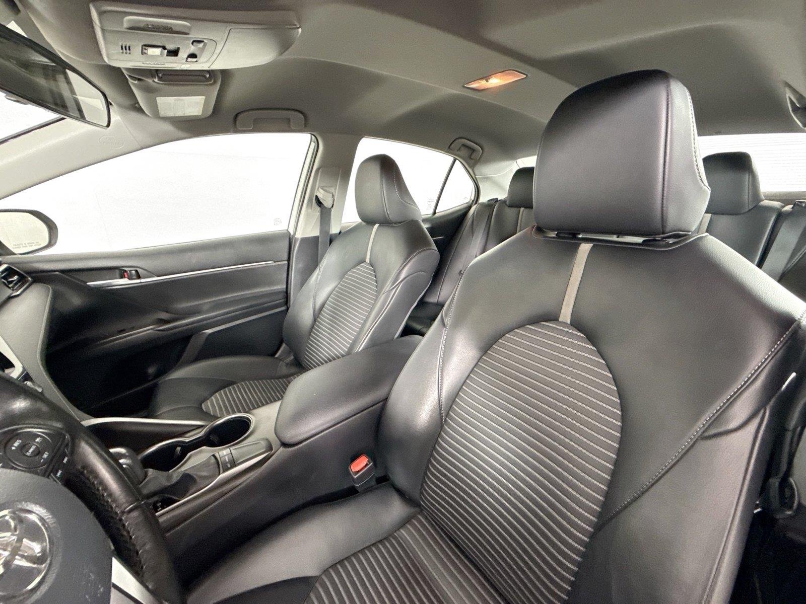 Certified Used 2023 Ice Edge Toyota SE image 3
