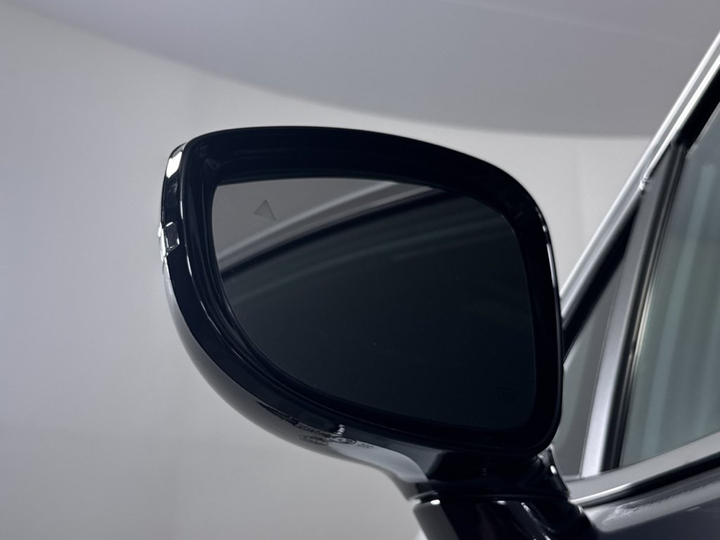 2026 Chrysler Pacifica Select - Photo 32