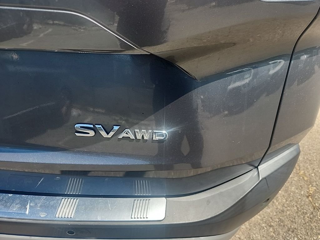 Used 2021 Gray Nissan SV image 14