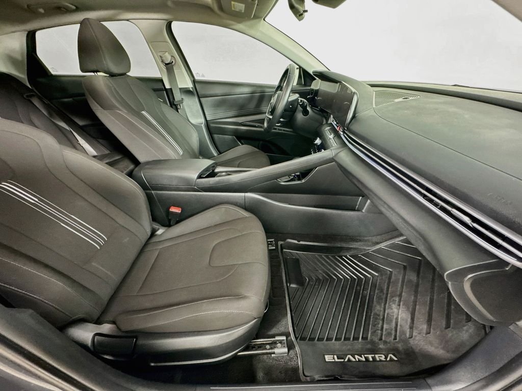 Used 2024 Ecotronic Gray Hyundai SEL image 35
