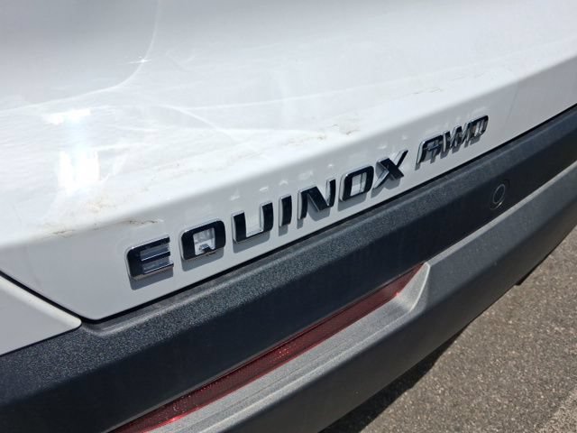 New 2026 Summit White Chevrolet LT image 6