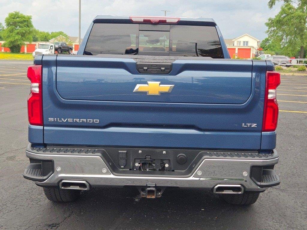 Used 2024 Lakeshore Blue Metallic Chevrolet LTZ image 13