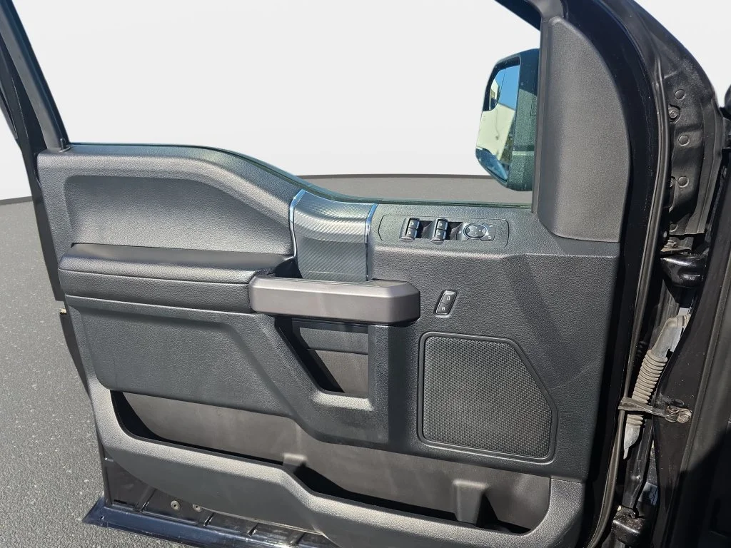 Certified Used 2020 Agate Black Metallic Ford XLT image 22