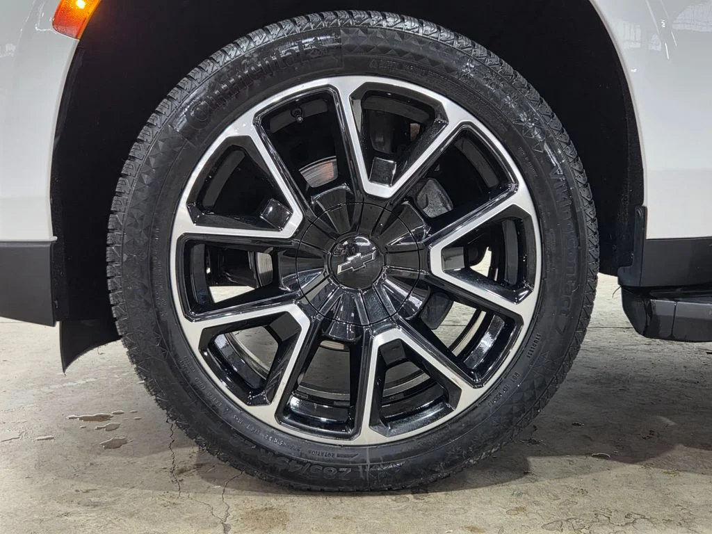 Used 2021 White Chevrolet RST image 17