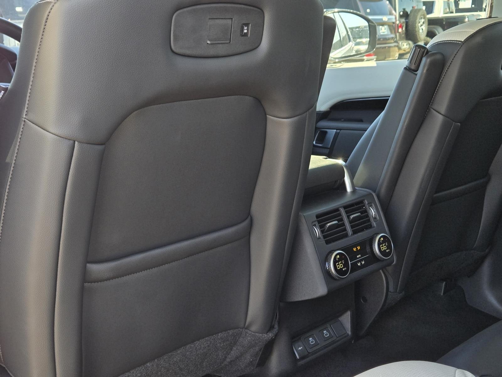 Certified Used 2025 Fuji White Land Rover S image 19