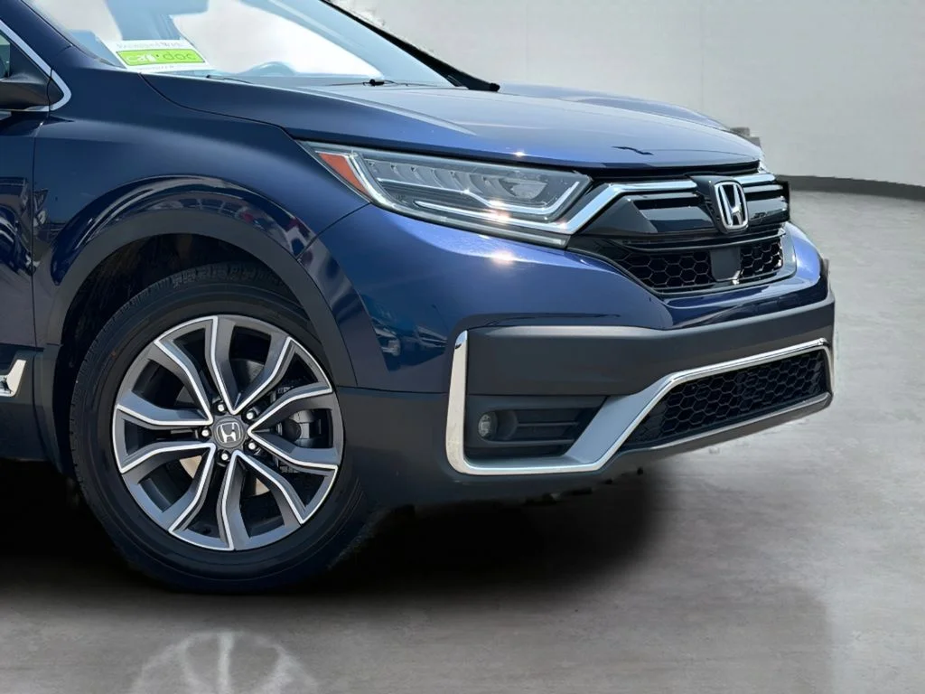 Used 2020 Obsidian Blue Pearl Honda Touring image 3