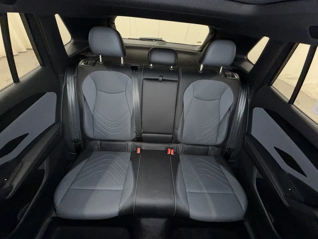 New 2026 Platinum Gray Metallic Volkswagen SE R-Line Black image 21
