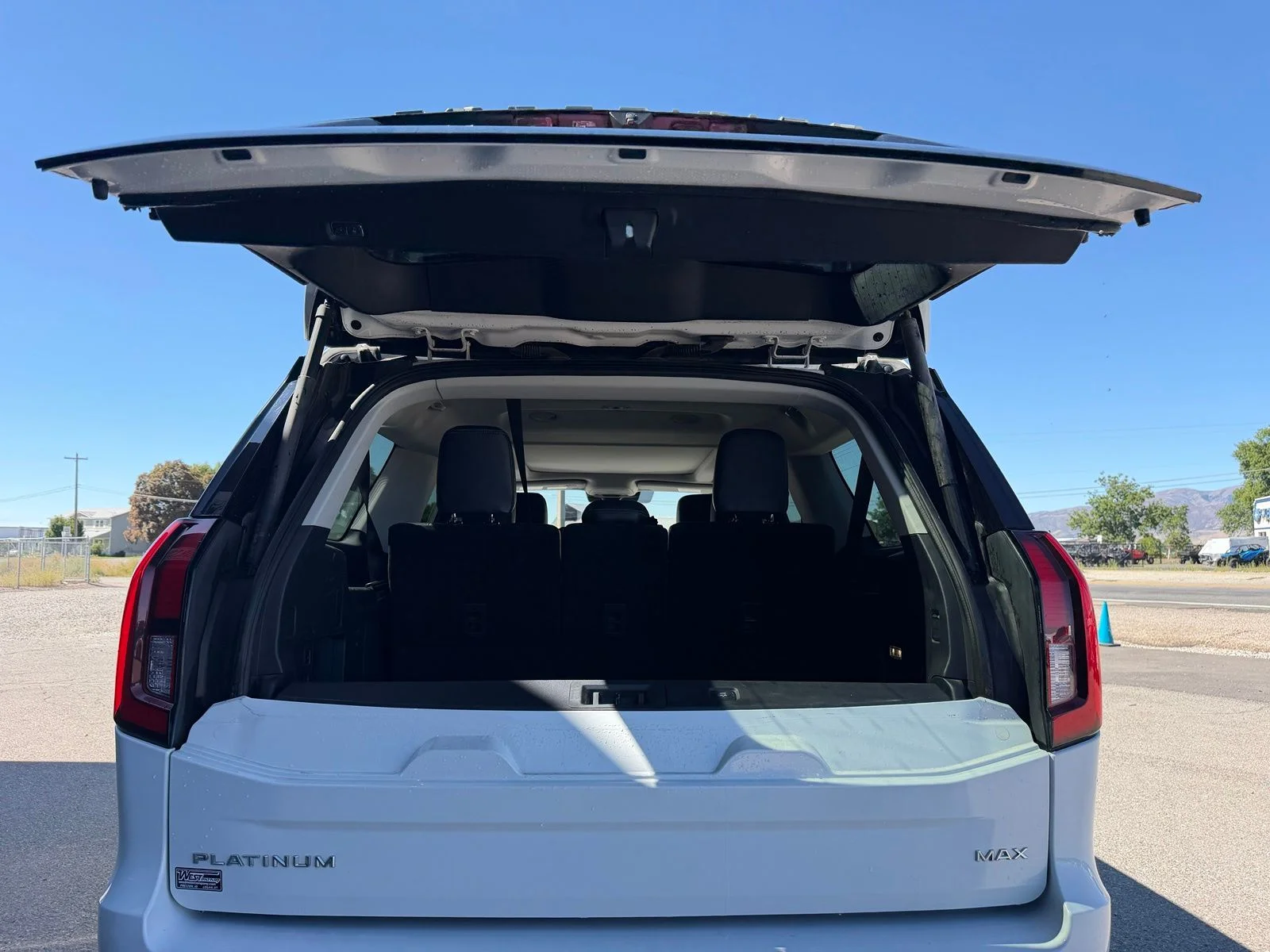 Used 2025 White Ford Platinum image 15