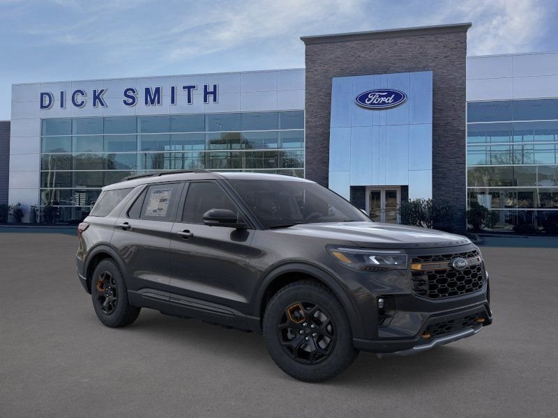 New 2026 Agate Black Metallic Ford Tremor® image 7