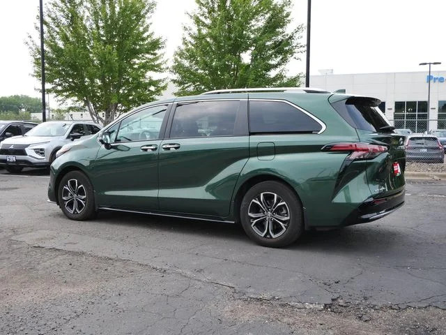 Used 2025 Cypress Toyota Platinum image 4