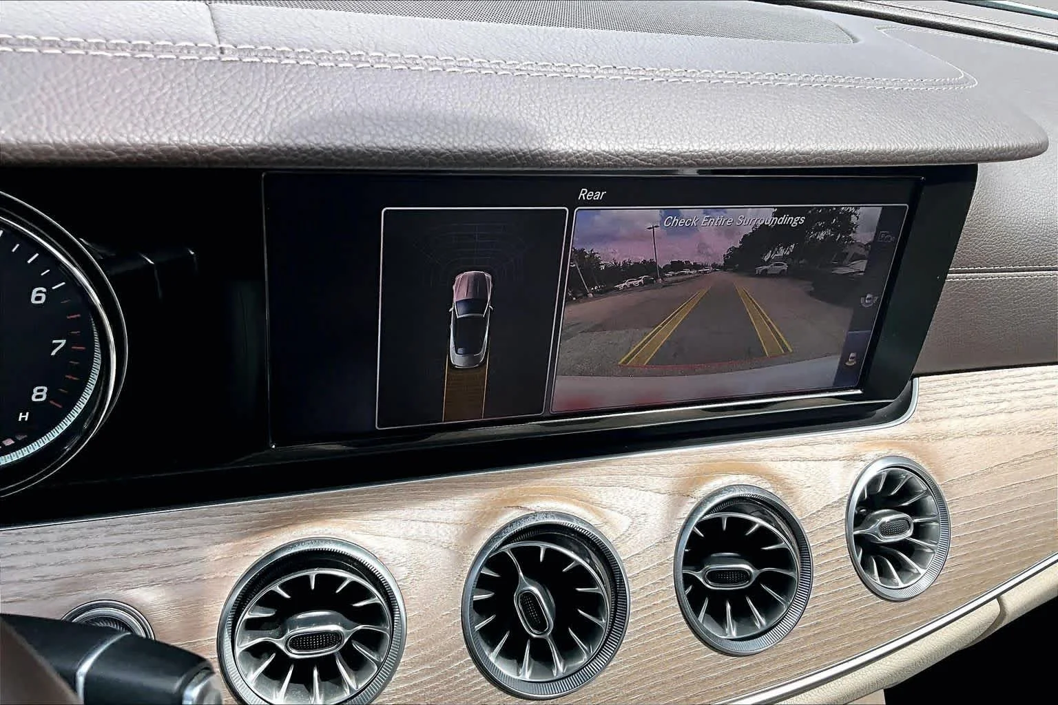 Used 2018 designo Diamond White Mercedes-Benz E 400 image 25