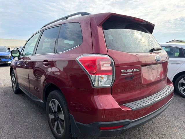 Used 2018 Red Subaru 2.5i Limited image 4