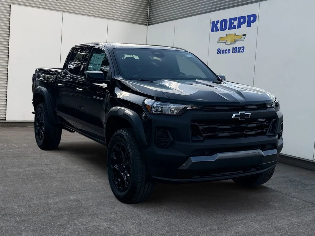New 2026 Black Chevrolet Trail Boss image 7