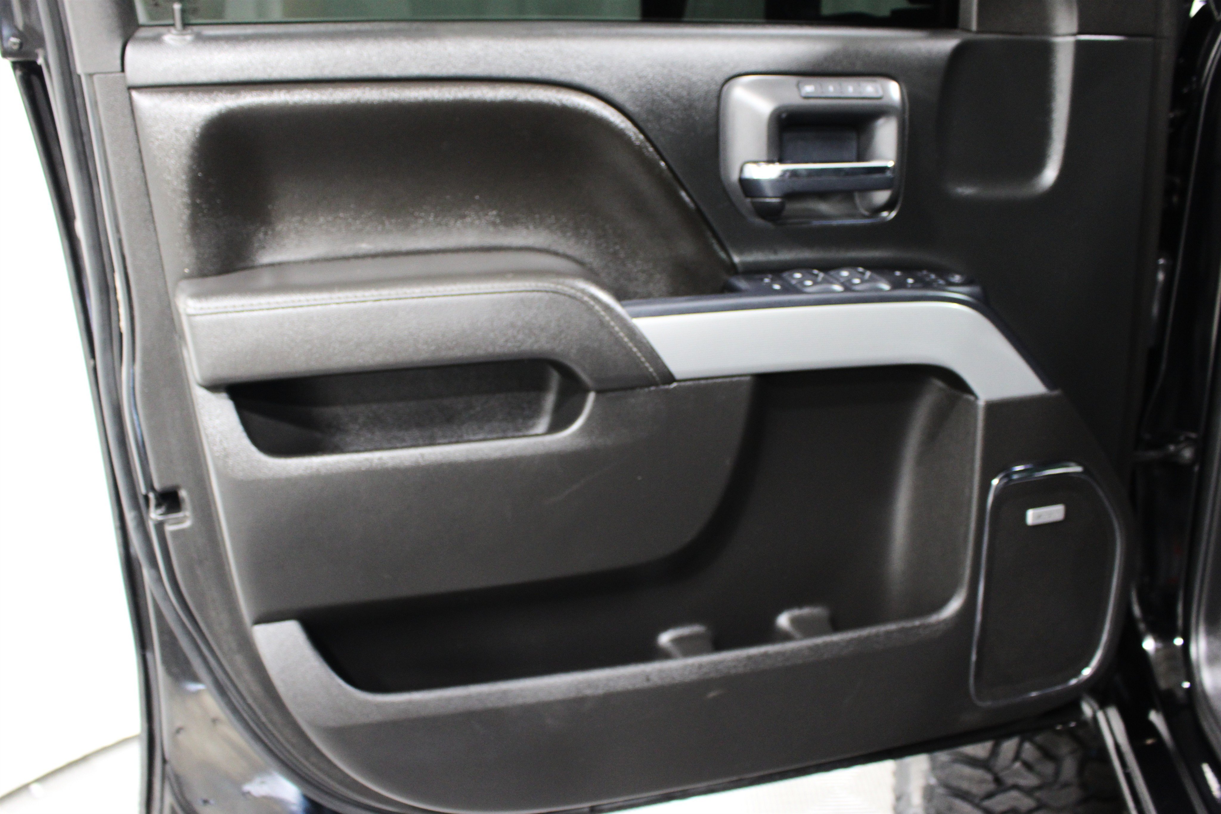 Used 2017 Black Chevrolet LTZ image 6