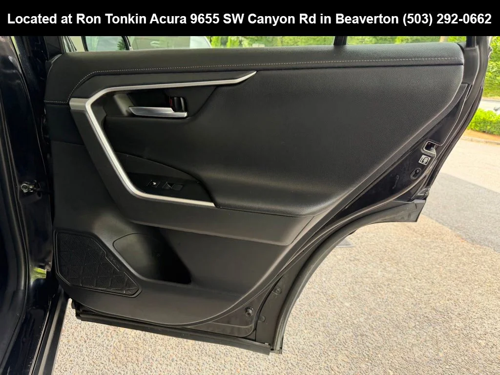 Used 2019 Midnight Black Metallic Toyota Limited image 30