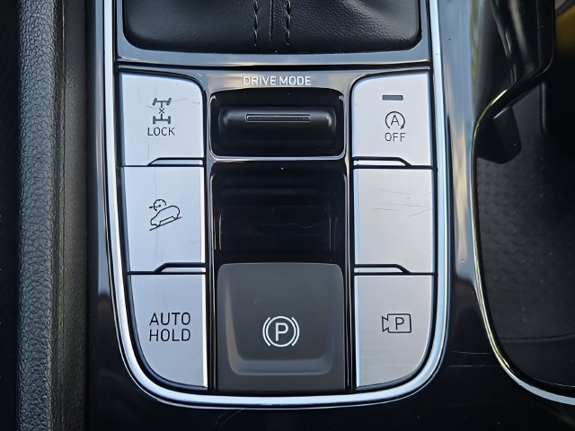 Used 2024 Black Pearl Hyundai SEL image 8