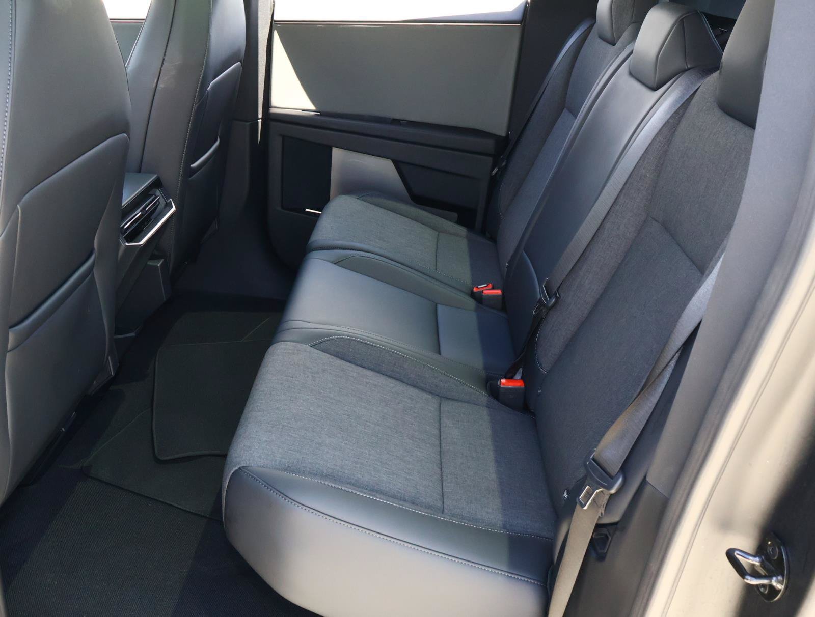 Used 2025 Ultra-Hard Stainless Steel Tesla Long Range image 19