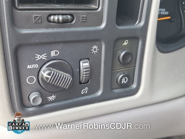 Used 2006 Gray GMC SLT image 32