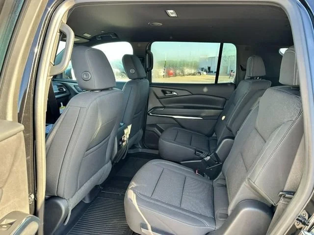 New 2026 Mosaic Black Metallic Chevrolet LT image 5
